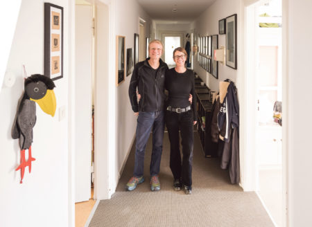 Olaf und Katja Schettler in ihrer Wohnung im Luisenviertel
