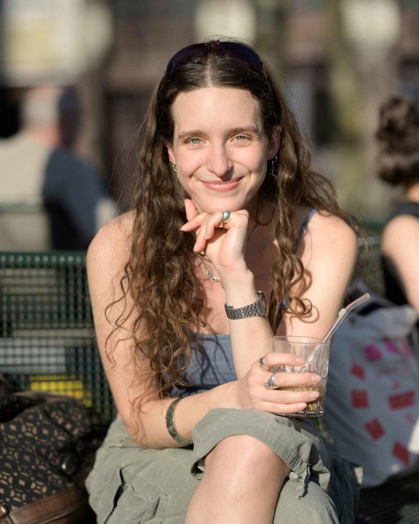 Carla auf dem Laurentiusplatz