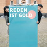 Petra Hornig (li.) und Jens Hochkirch (Mi.) vom Krisendienst Wendepunkt mit Nachtbürgermeister Thomas Plath vor der Laurentiuskirche in Wuppertal