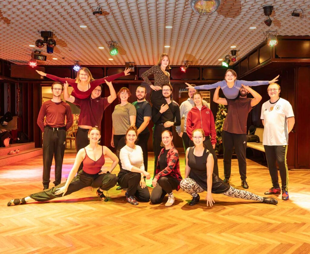 Tanzschule Schäfer-Koch Gruppenbild